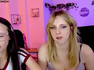 alexis_pink