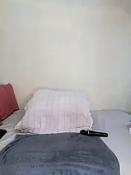 bustytitsxxx