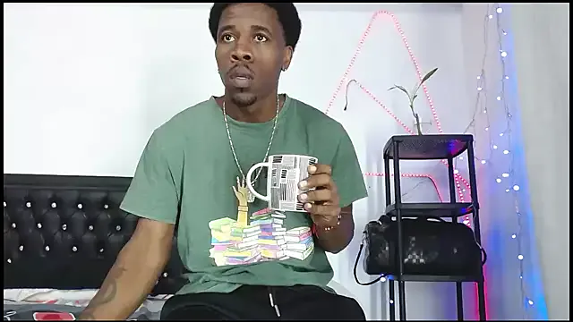 Damian_hart_24CM