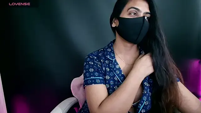 DesiZoya