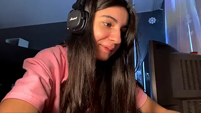 MindaHallmon