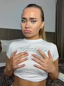MonicaWestt