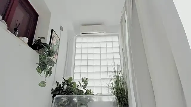 Naila18