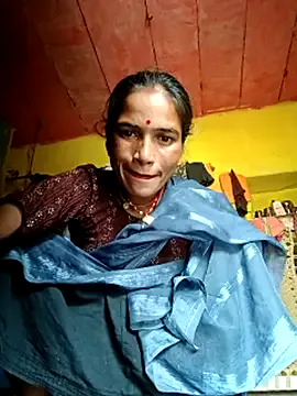 Sexy_Divya1